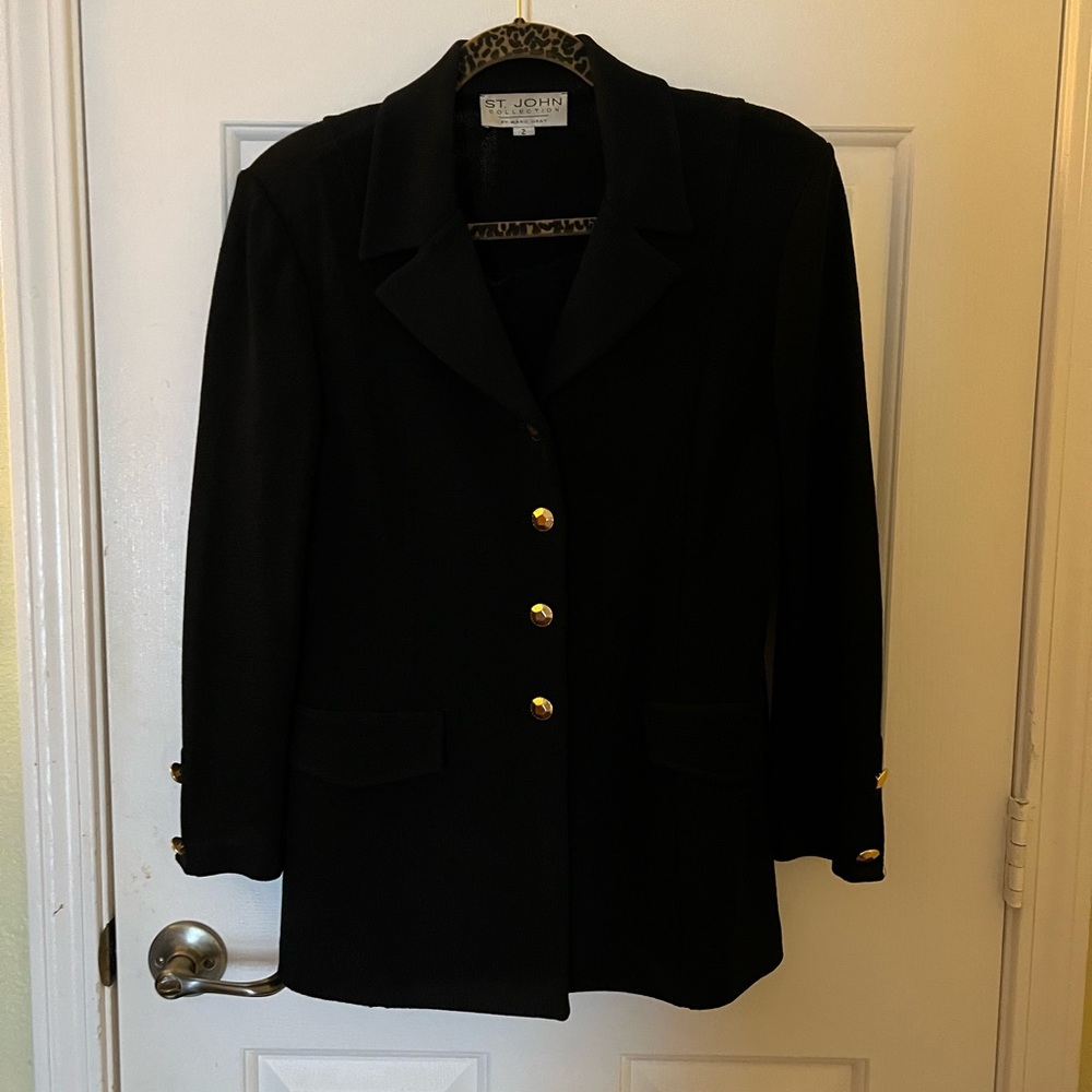 ST JOHN Collection Black Santana Knit Button Down Jacket w/ Gold buttons Sz 2